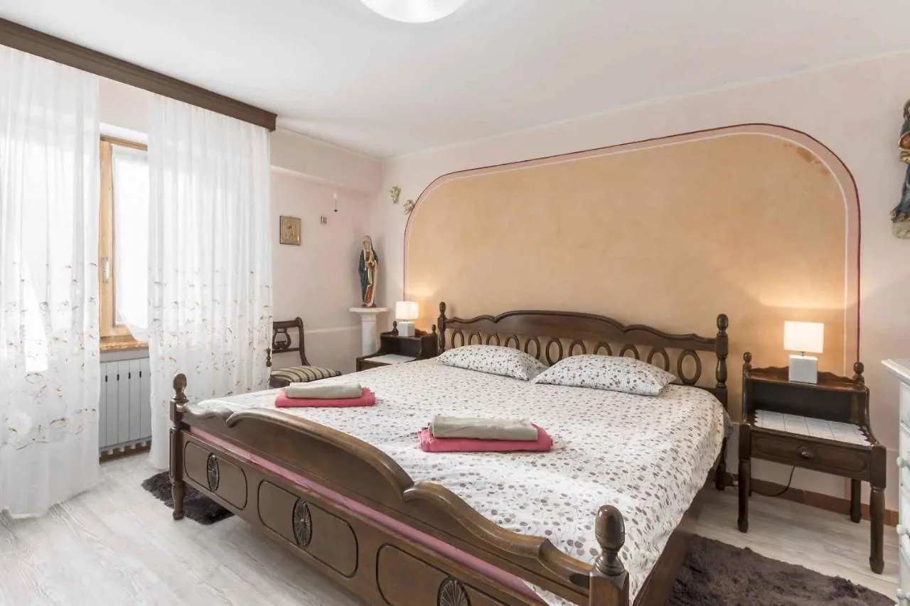 Apartments In San Zeno Di Montagna 36442